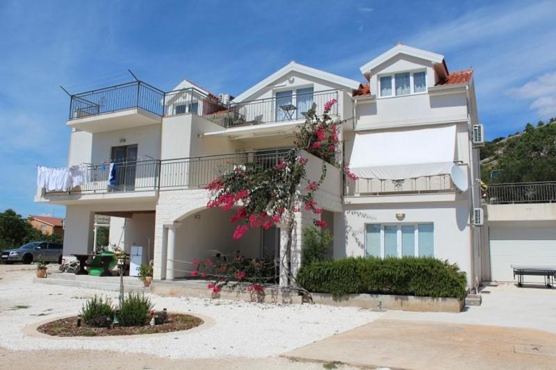 Apartmani Belvedere Bilo Dolac Bagian luar foto